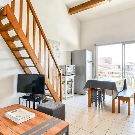 Διαμέρισμα 1 Bedroom For 6 *